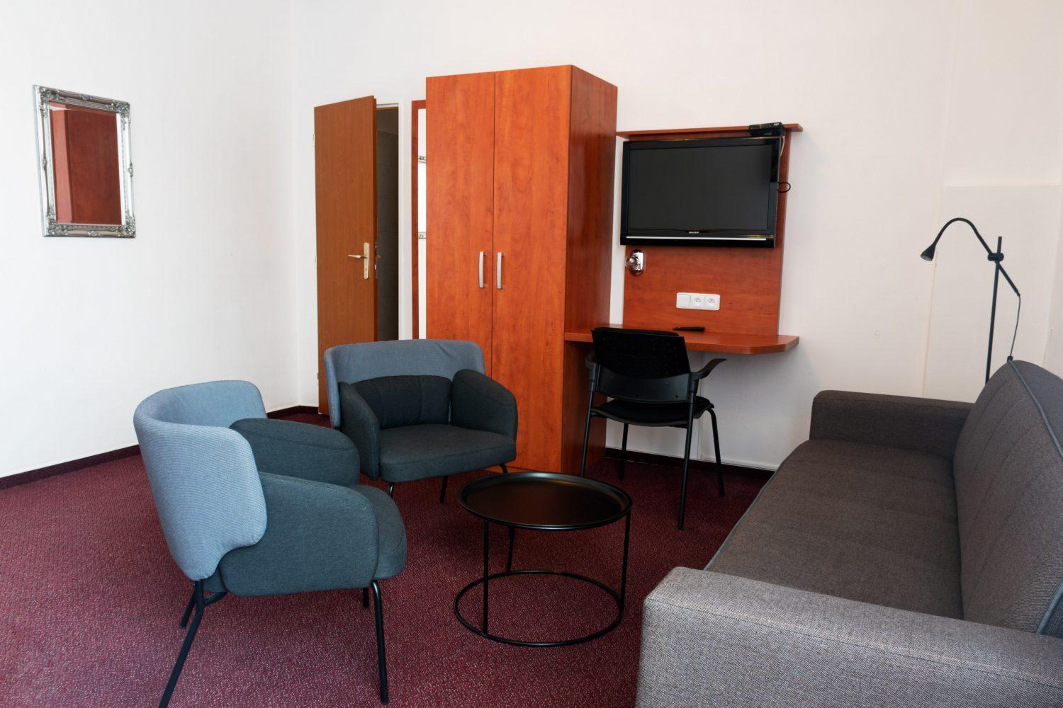 Hotel Alfa Trebic Exterior photo